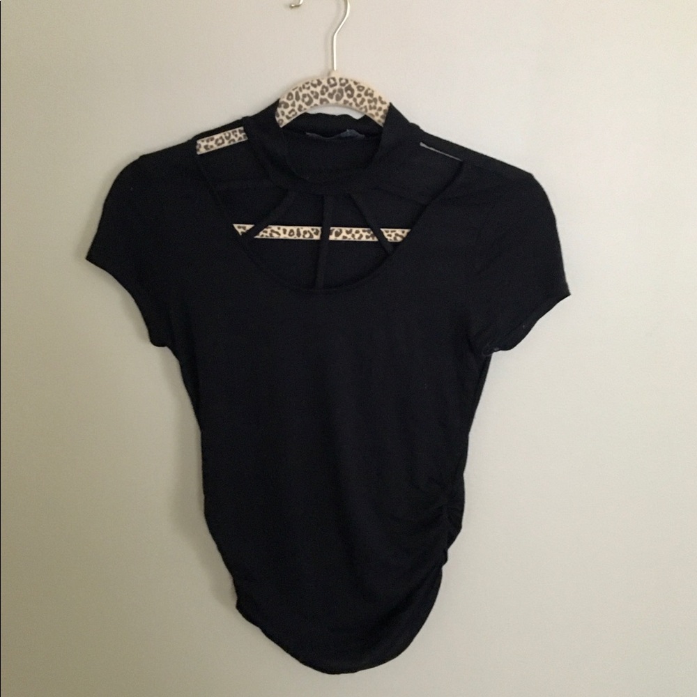 ⭐️4 for $15 ⭐️ Black Cut Out Top